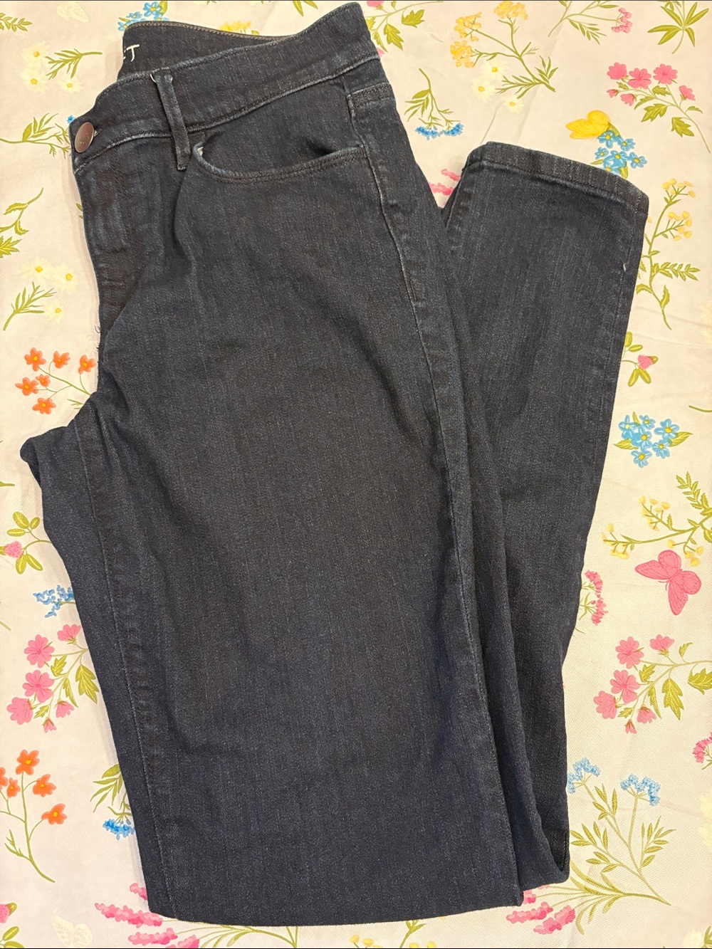 LOFT Dark Wash Skinny Jeans Size 28/6
